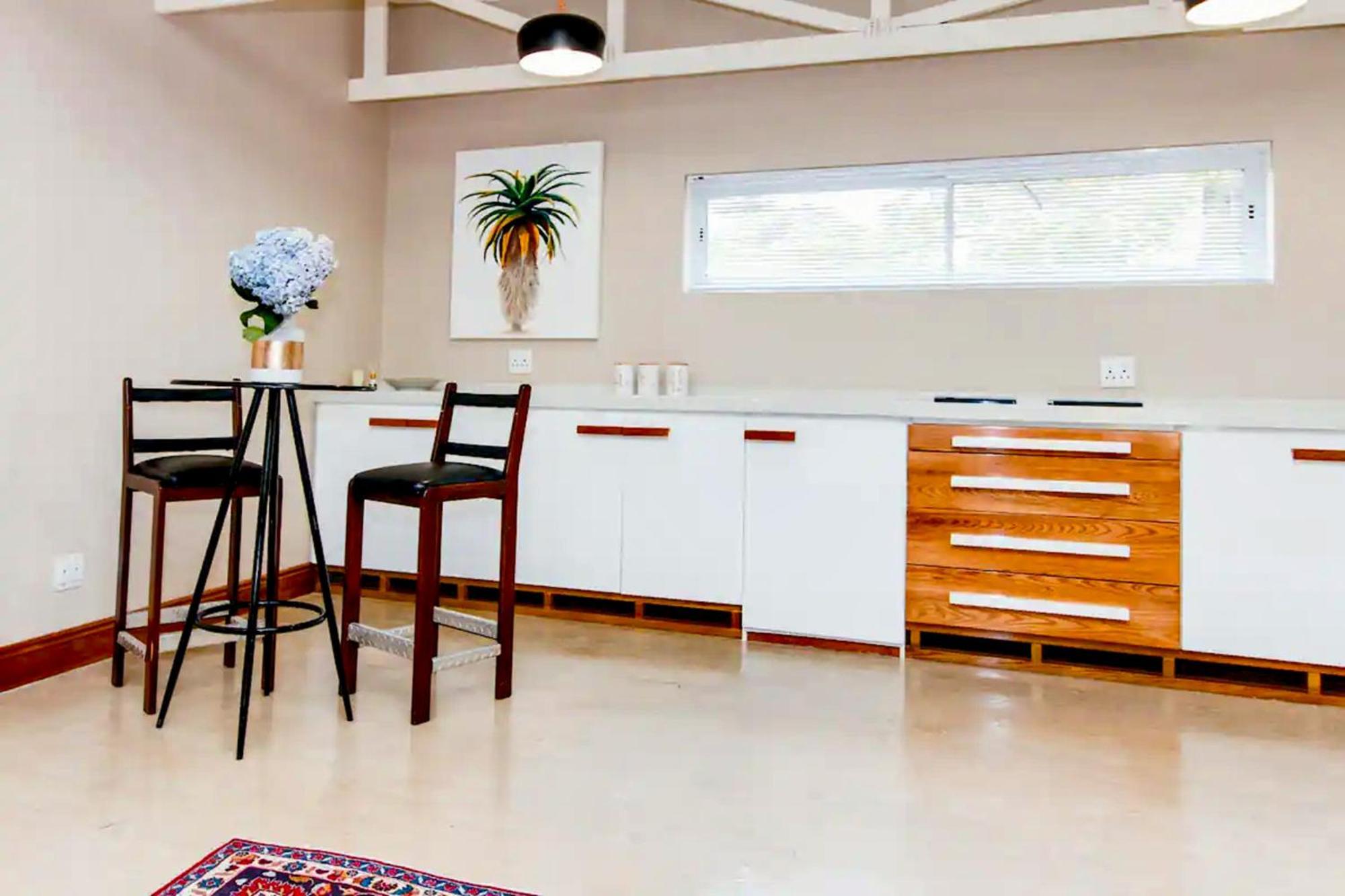 Munro Suites Port Elizabeth Esterno foto